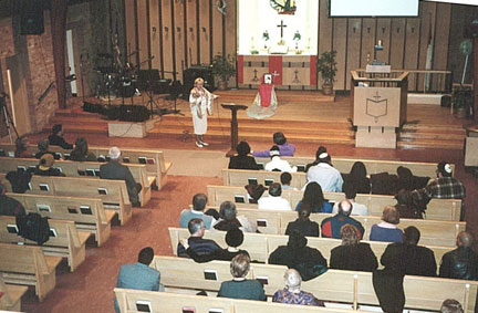 Katherine speaking at Messiah's Church